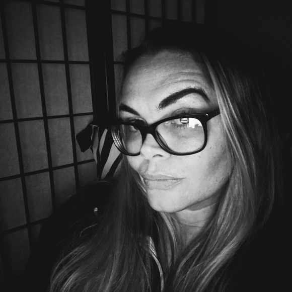 Meet your Posher, Christina - Picture 4 of 11